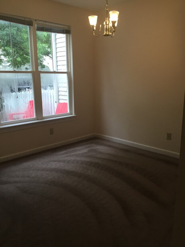 Photo - 2 bed/2.5 bath town-house in Forest Cove!