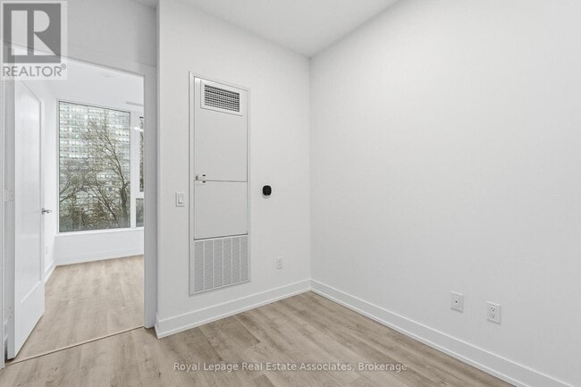 Photo - 25 Cordova Ave Unité 501