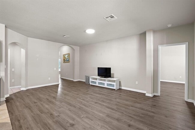 Photo - 13809 Harrisglenn Dr