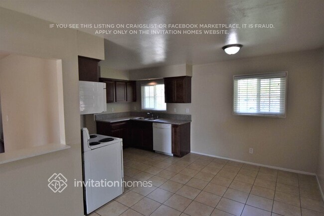 Photo - 359 W Victoria St