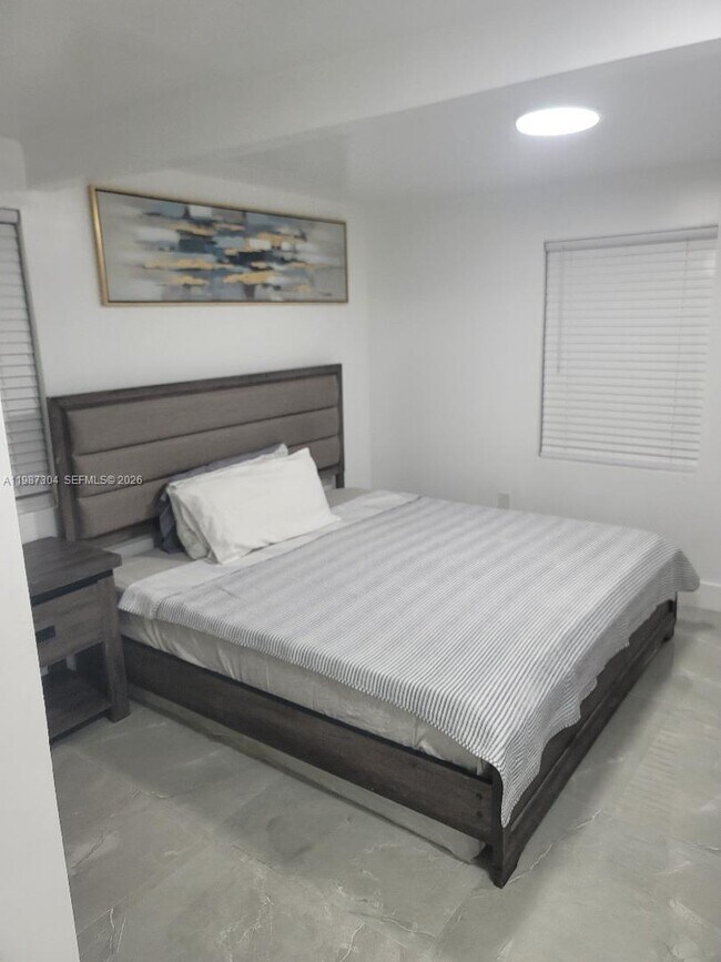 Photo - 512 NW 96th St Unidad A