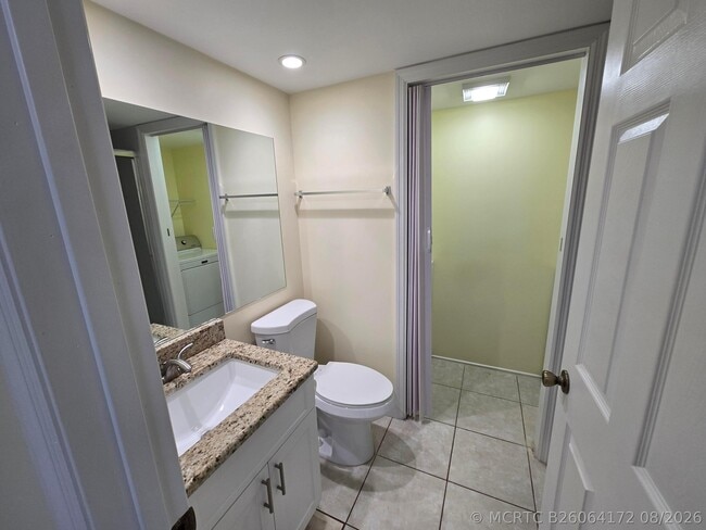 Photo - 3232 Meridian Way N