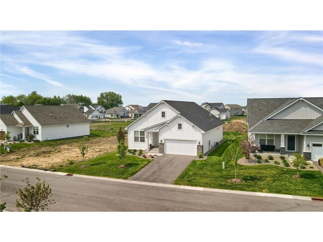 Photo - 2150 Ridgepointe Dr House