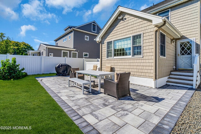 Photo - 807 Prospect Ave