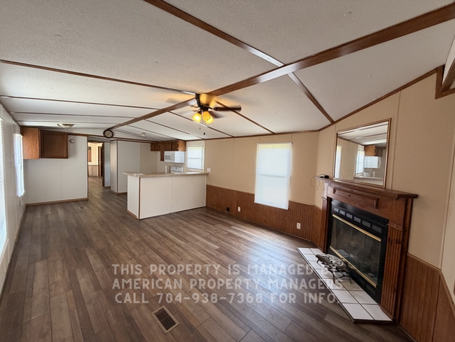 Photo - 128 Ashcraft Dr
