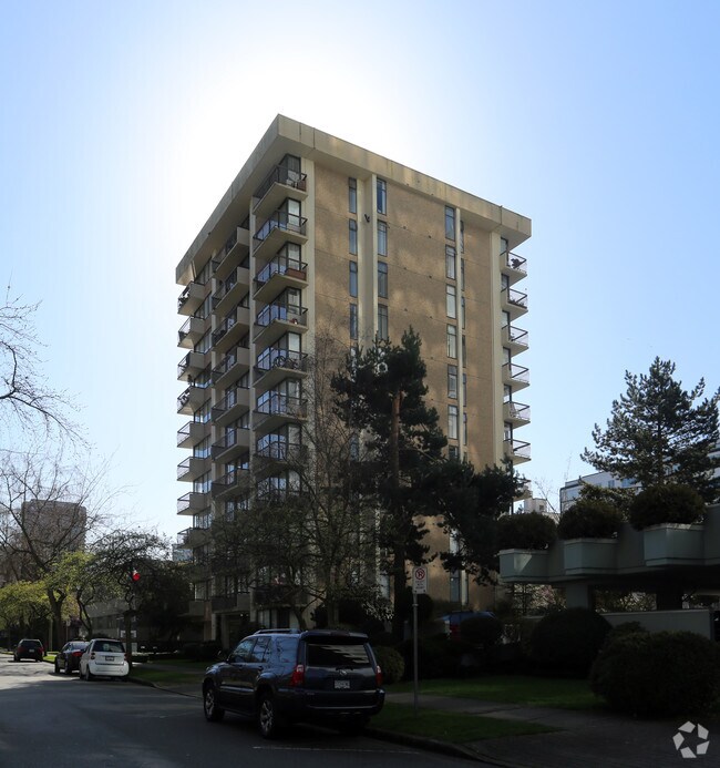 Building Photo - The Dogwood