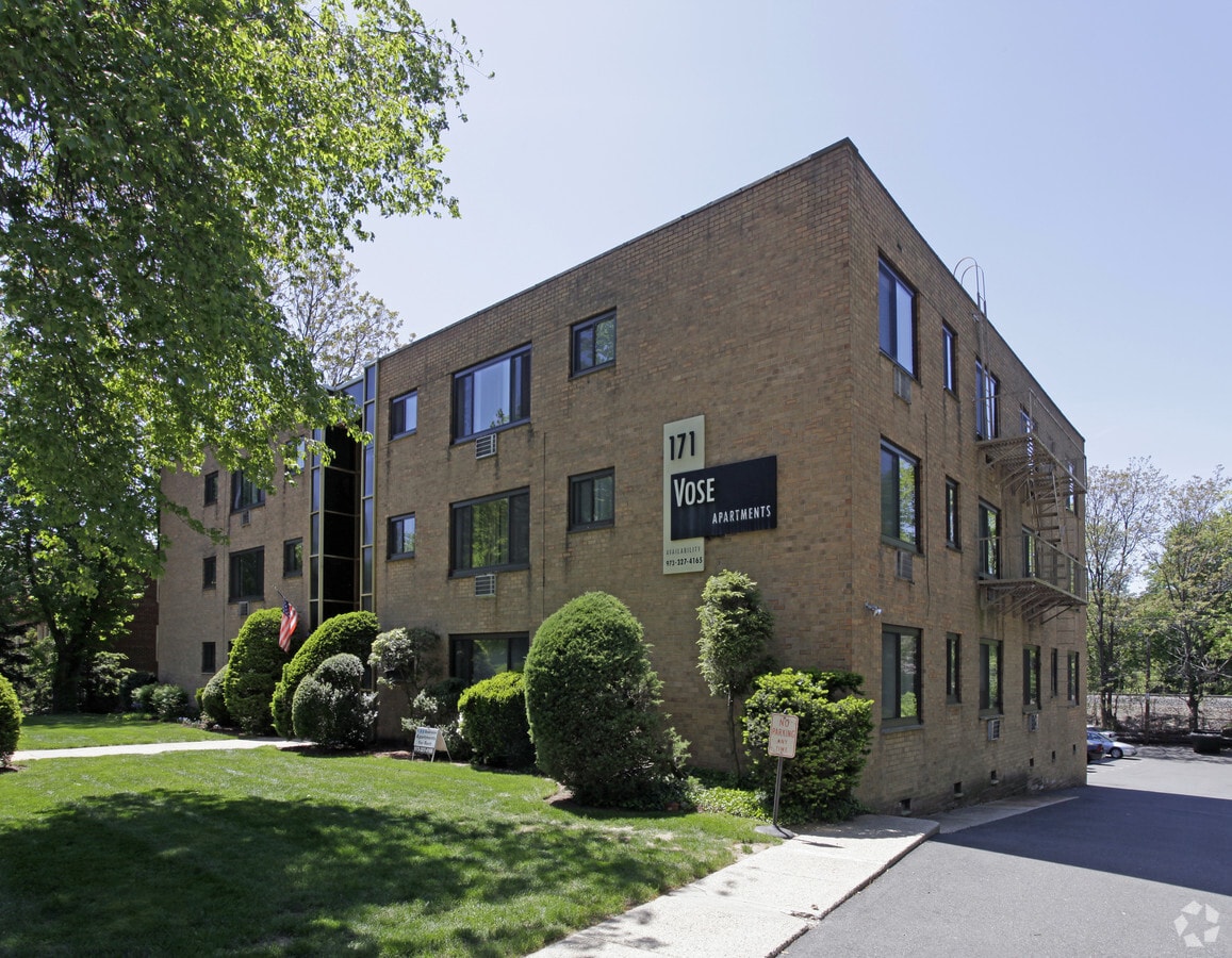 Vose Apartments - Vose Apartments