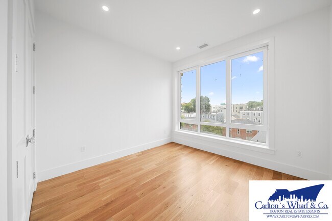 Photo - 218 Old Colony Ave Unidad 403