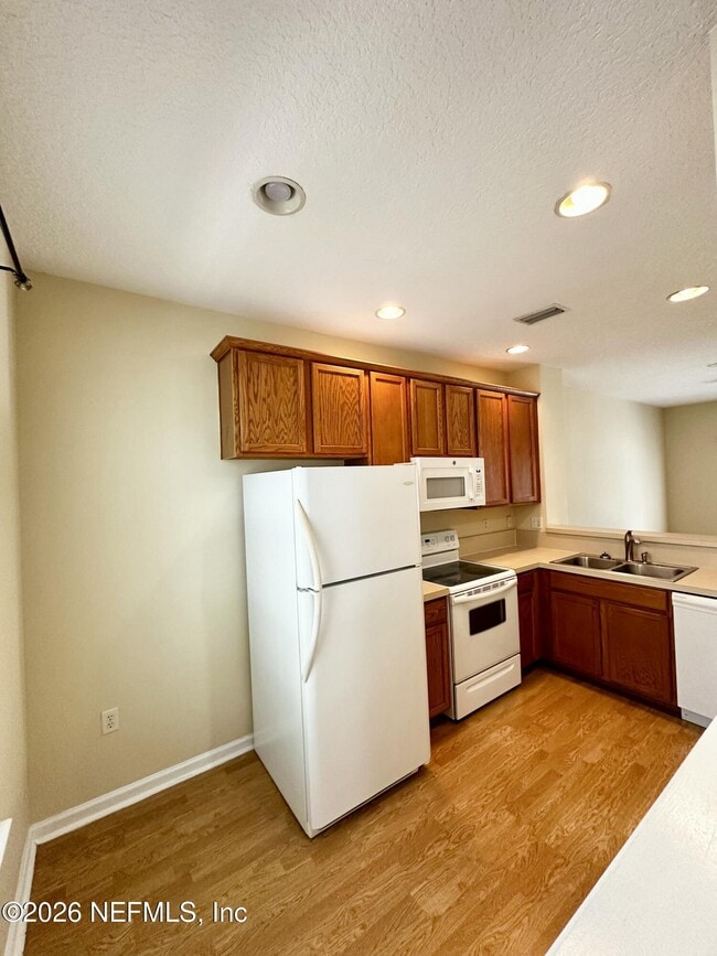 Photo - 1496 Fieldview Dr