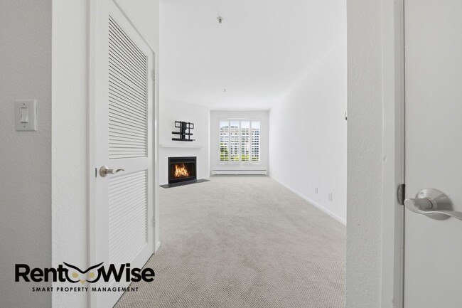 Photo - 2060 Sutter St Unit 303