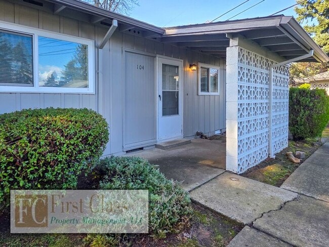 Photo - 18001 Northeast Pacific Street Unit 104