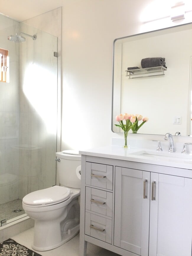 Photo - 313 S Rios Ave Unit Apartment