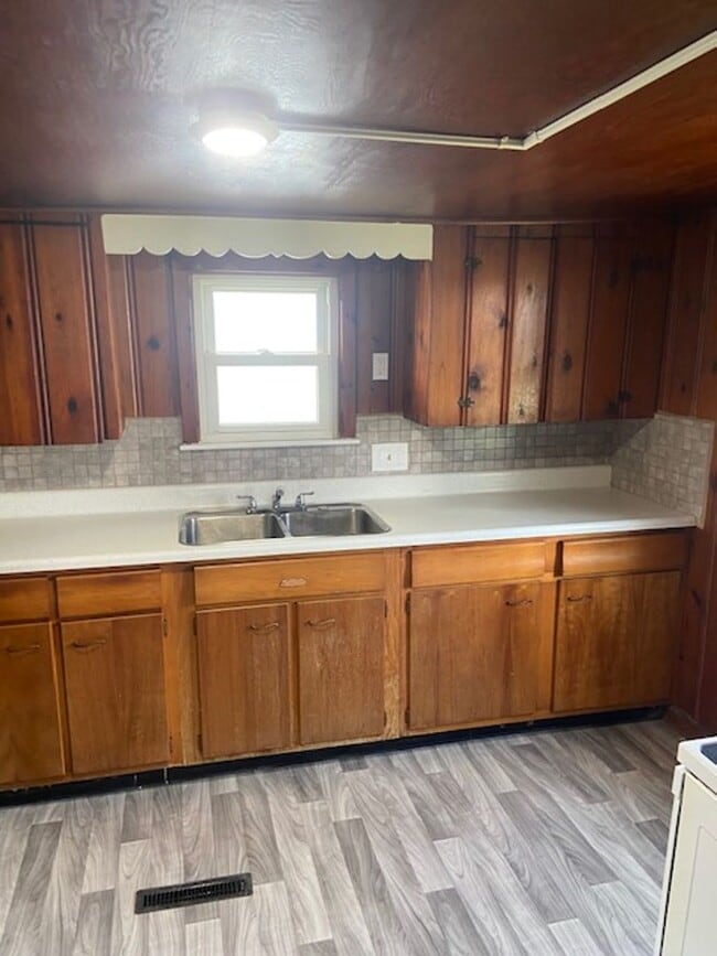 Photo - 2 bedroom house one block from City Park