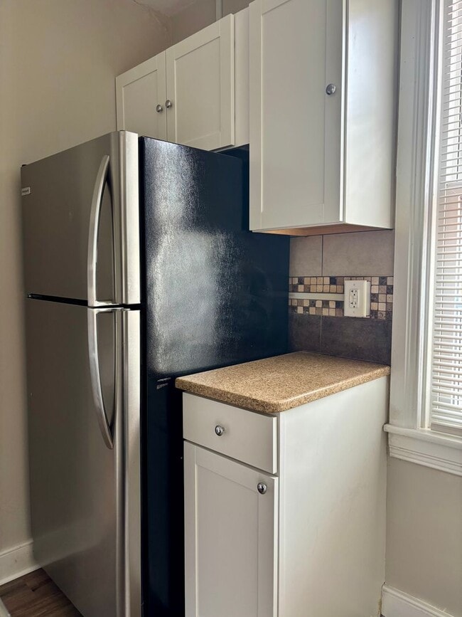 1301 S Queen St Unit 201