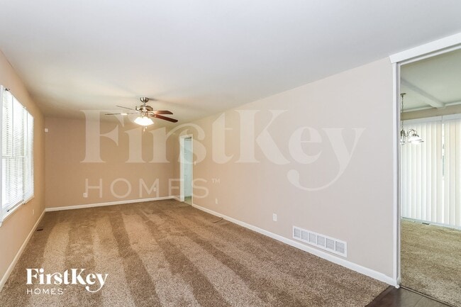 Photo - 2932 Tiffany Dr SW