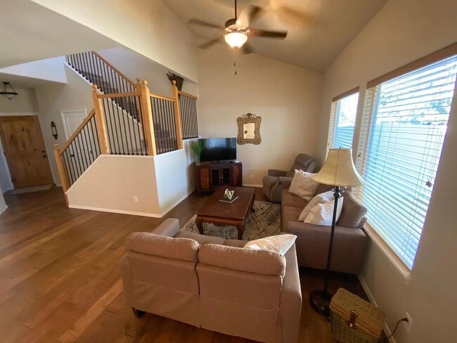 Photo - Beautiful home in quiet Pine Tree Village Community neighborhood