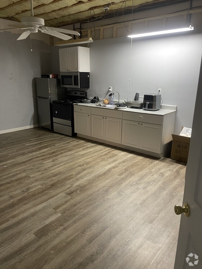 Building Photo - 550 Alston Ter Rental