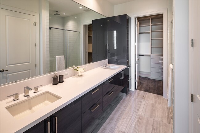 Photo - 1211 Caroline St Unit 1401