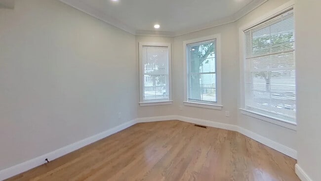 8 Rush St Unit 1