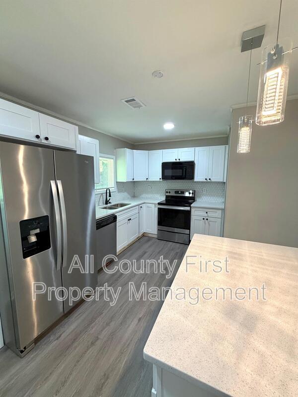 Photo - 2386 Cresta Dr