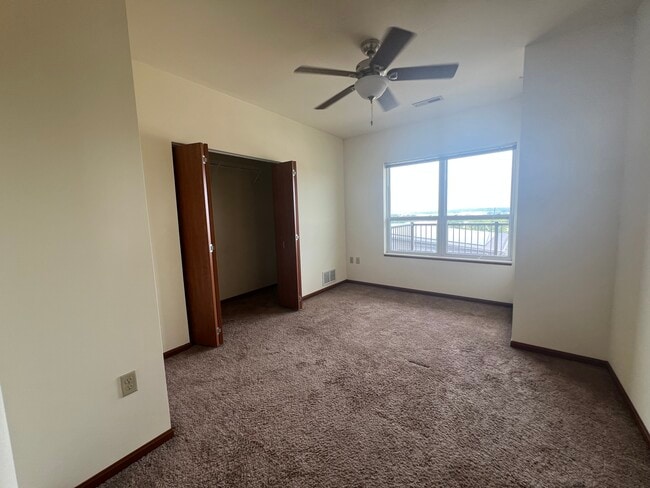 Photo - Granite Ridge Apartments