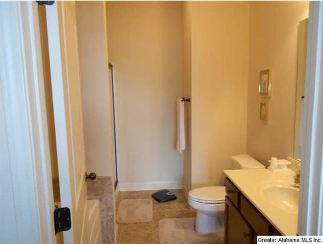 Master Bathroom - 612 Riverhaven Pl Unit 612