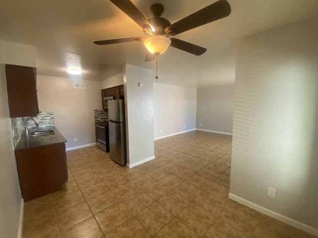 Building Photo - 1801 N 50th St Rental