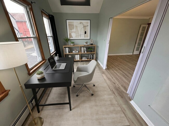 Photo - 8 Laird Pl Unit 1