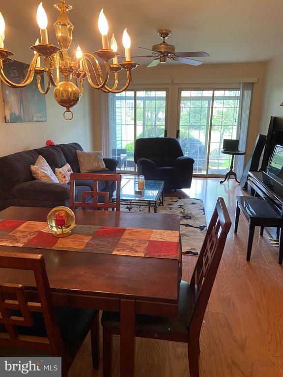 Photo - 8 Benjamin Franklin Dr