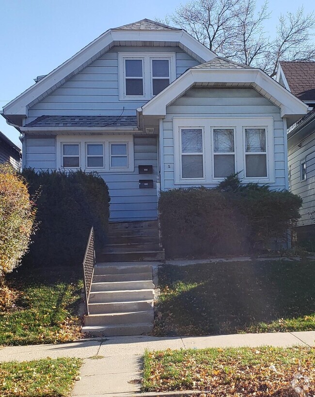 Building Photo - 2124 S 71st St Rental
