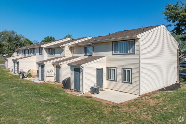 Rolling Hills Apartments