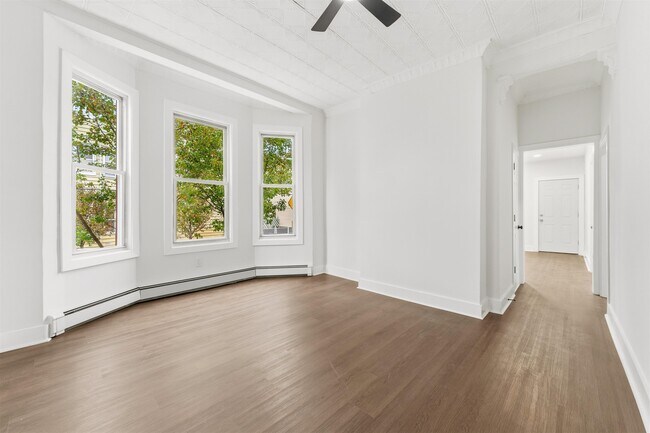 Photo - 1714 West St Unit 1