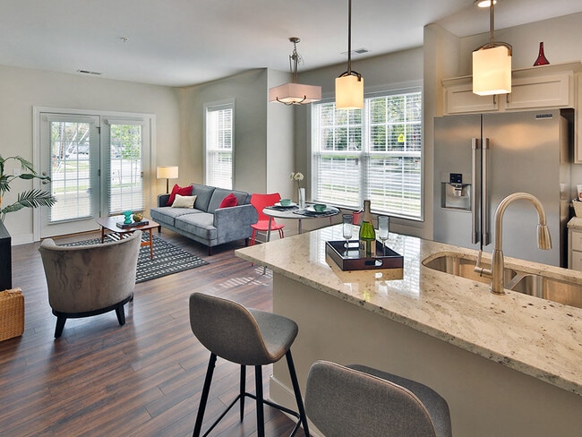 Photo - Carytown Crossing