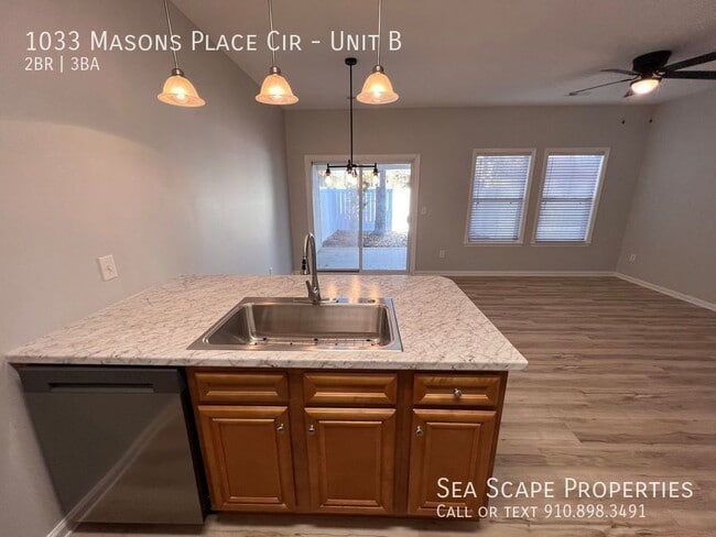 Photo - 1033 Masons Pl Cir Unit B