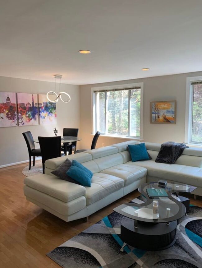 Photo - 1730 Arlington Blvd Unit 307