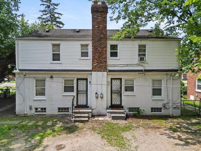 Photo - 18738 Morang Ave Apartment