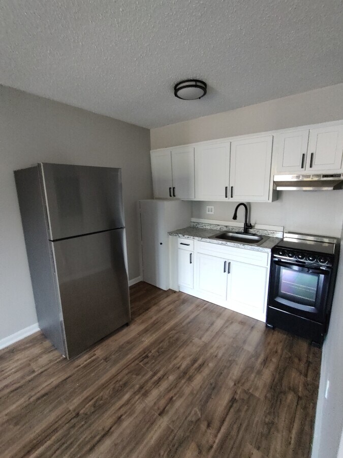 Photo - Capri Apartments Unit 16