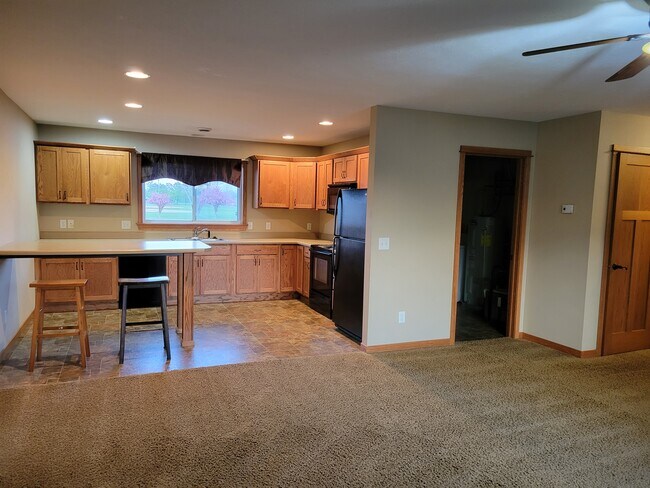 Building Photo - 720 Brooklawn Dr Unit 3 Rental