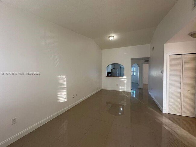 Photo - 2921 SE 12th Rd Unit 203-56