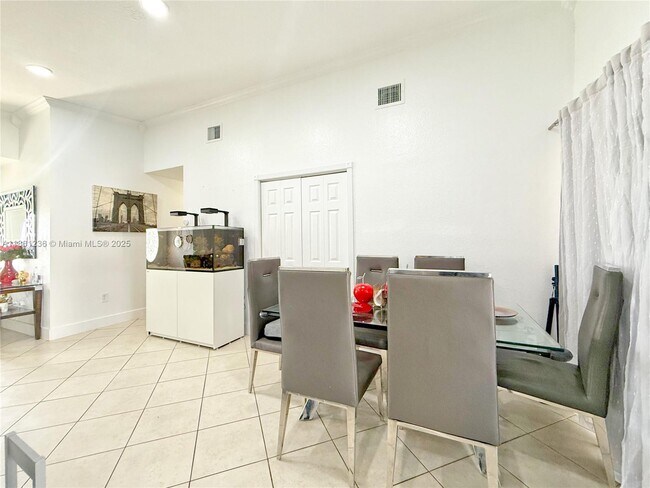 Photo - 18331 SW 135th Ave