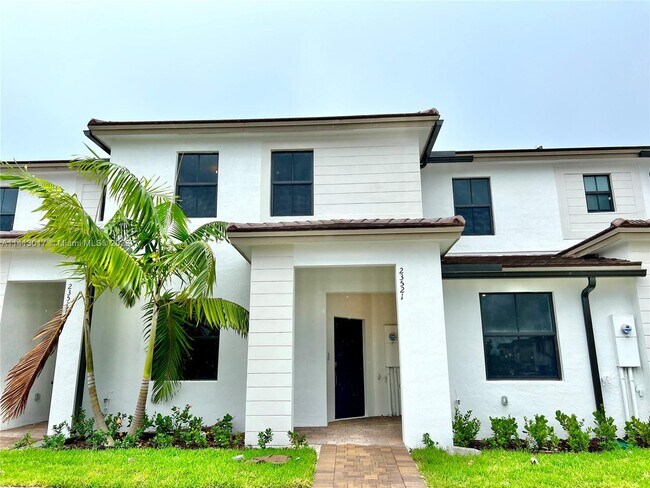 Photo - 23521 SW 127th Pl