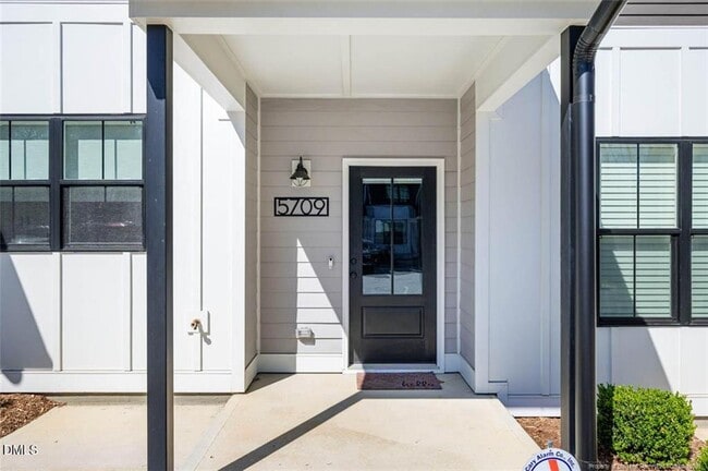 Photo - 5709 Parker Pnes Ct