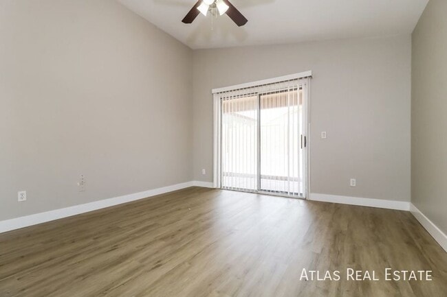 Photo - 12038 W Corrine Dr