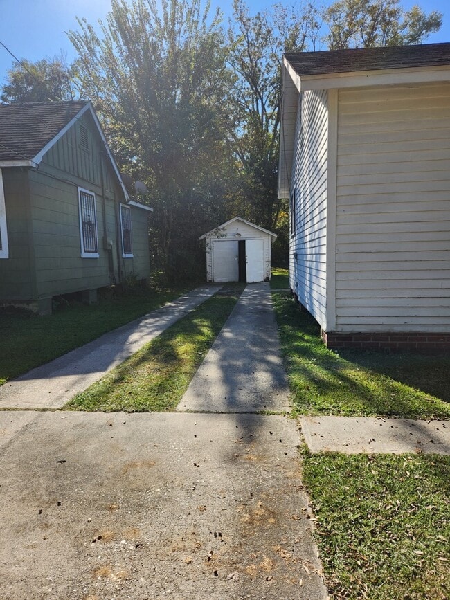 Photo - 4664 Clayton Dr