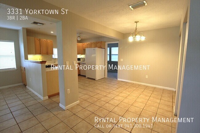 Photo - 3331 Yorktown St