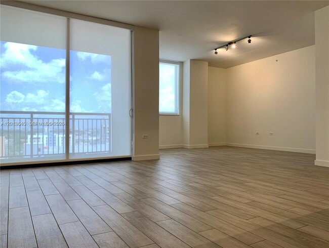 Photo - 999 SW 1st Ave Unit 2712