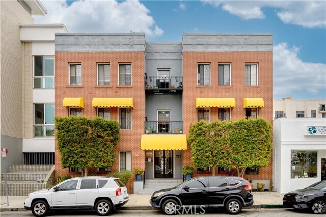 Building Photo - 131 S Jackson St Unit 204 Rental