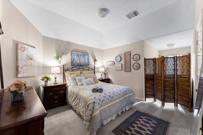 Photo - 51 N Scribewood Cir