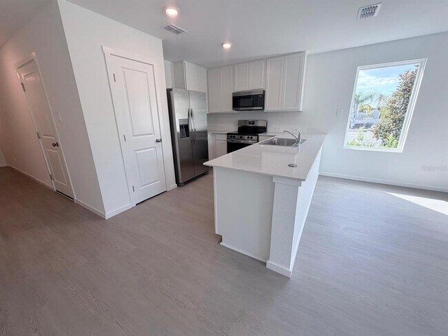 Photo - 1207 Orion St