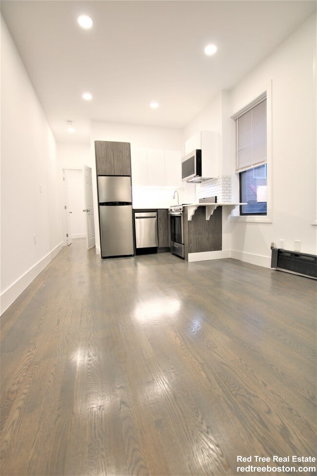 Photo - 24 Phillips St Unit 2